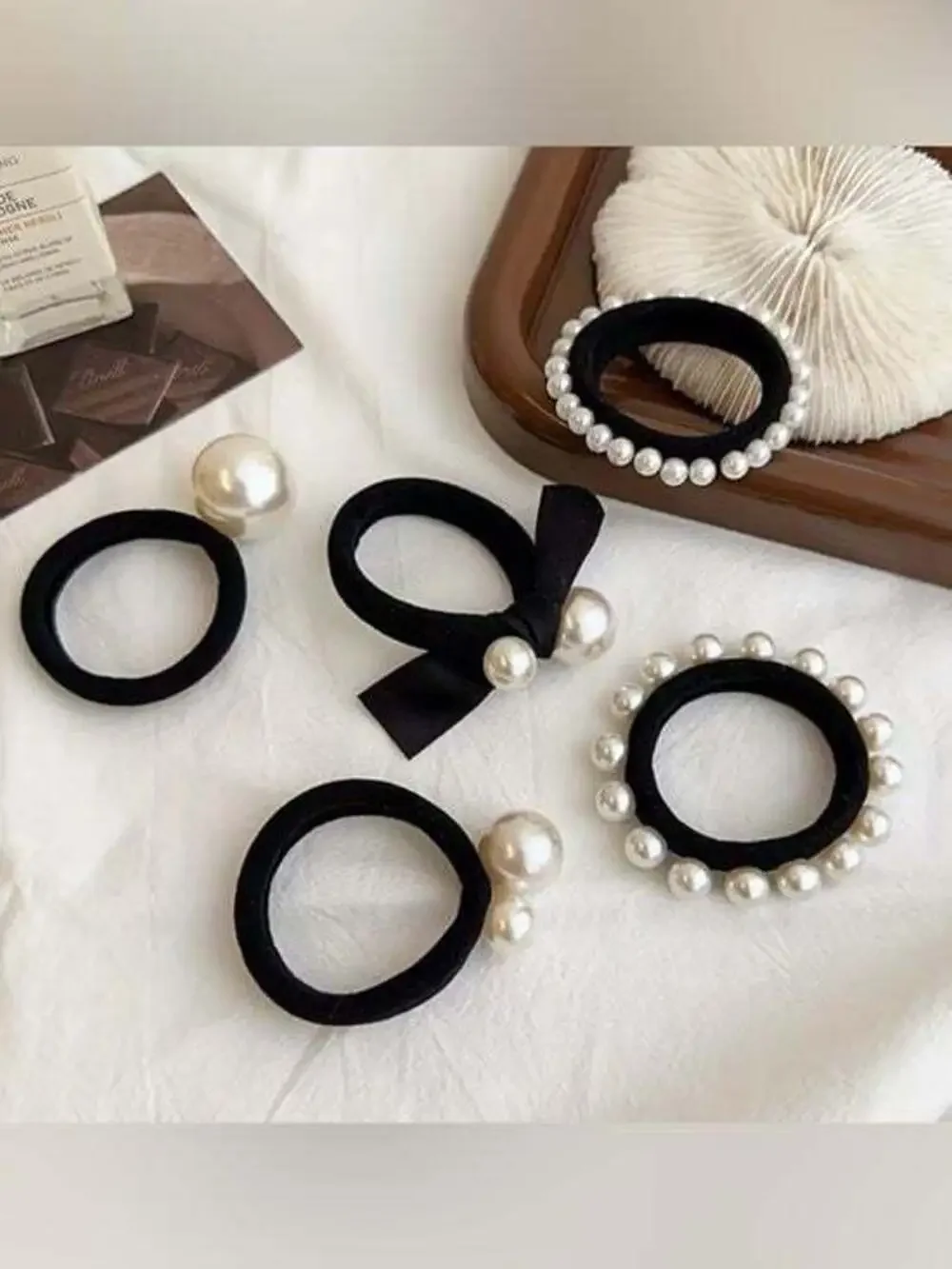 Vintage Style Unique Pearl-Embellished Hair Tie Set — Women Accessories 5 Pieces